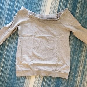 Grey sweatshirt